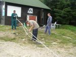 Rozborka antény na 144MHz (Láďa OK1HGA, Jirka OK1MWW, Pavel OK1UG) (12/16) Rozborka antény na 144MHz (Láďa OK1HGA, Jirka OK1MWW, Pavel OK1UG) (12/16)